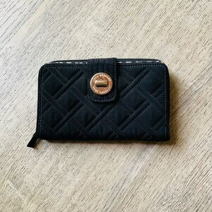 Vera Bradley Black Quilted Wallet OS